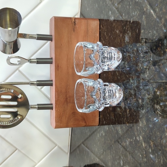 Crystal Head Vodka Skull Shot Glass Set Of 2 - Picture 2 of 3